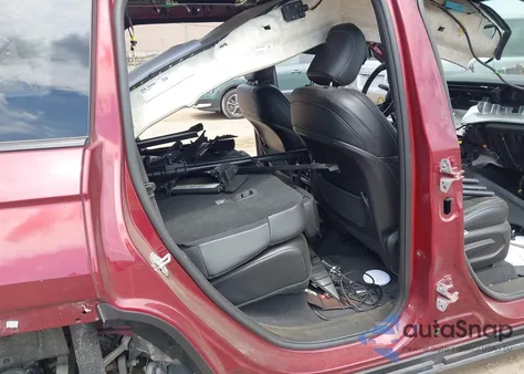 2022 Jeep Grand Cherokee Altitude 4X4 z USA, uszkodzony, nr VIN 1C4RJHAG4N8610815